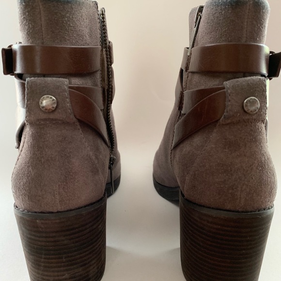 Suede ankle boots - Picture 3 of 5